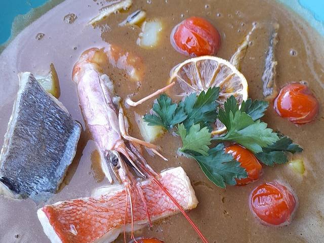 Ingredients and preparation for marseille bouillabaisse