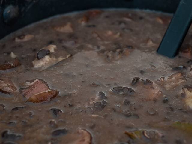 Ingredients and preparation for feijoada brasileira