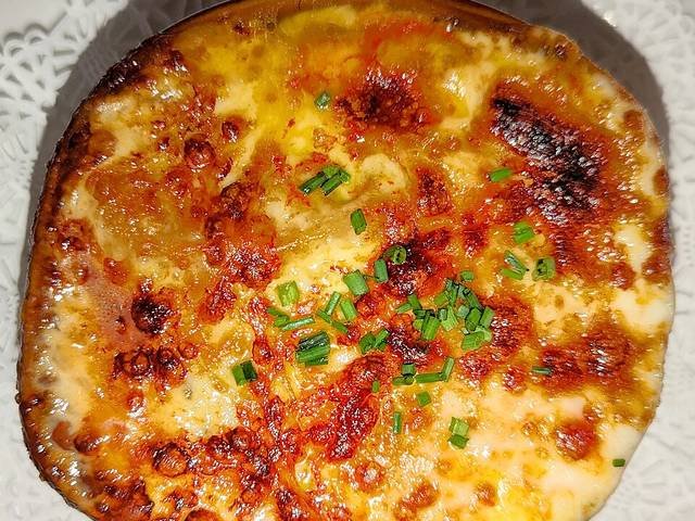 Ingredients and preparation for french onion soup