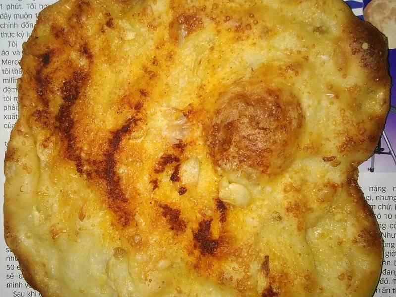 Garlic Butter Naan — indian baking recipe, served and ready to eat