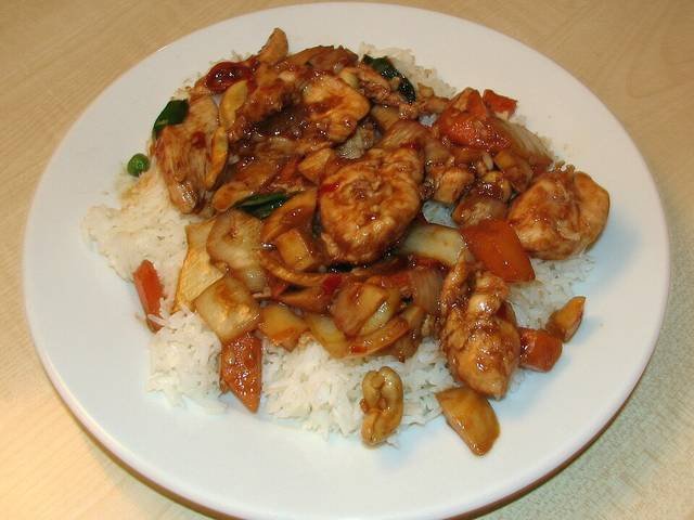 Ingredients and preparation for kung pao chicken