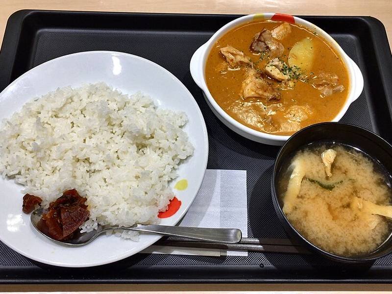 Massaman Beef Curry — thai dinner recipe, served and ready to eat