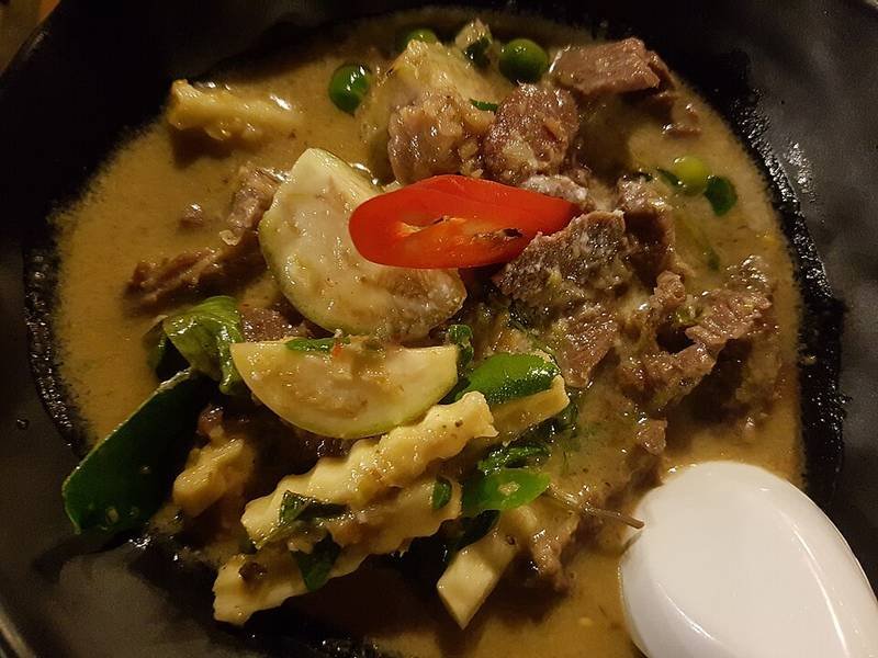 Thai Green Curry — thai dinner recipe, served and ready to eat
